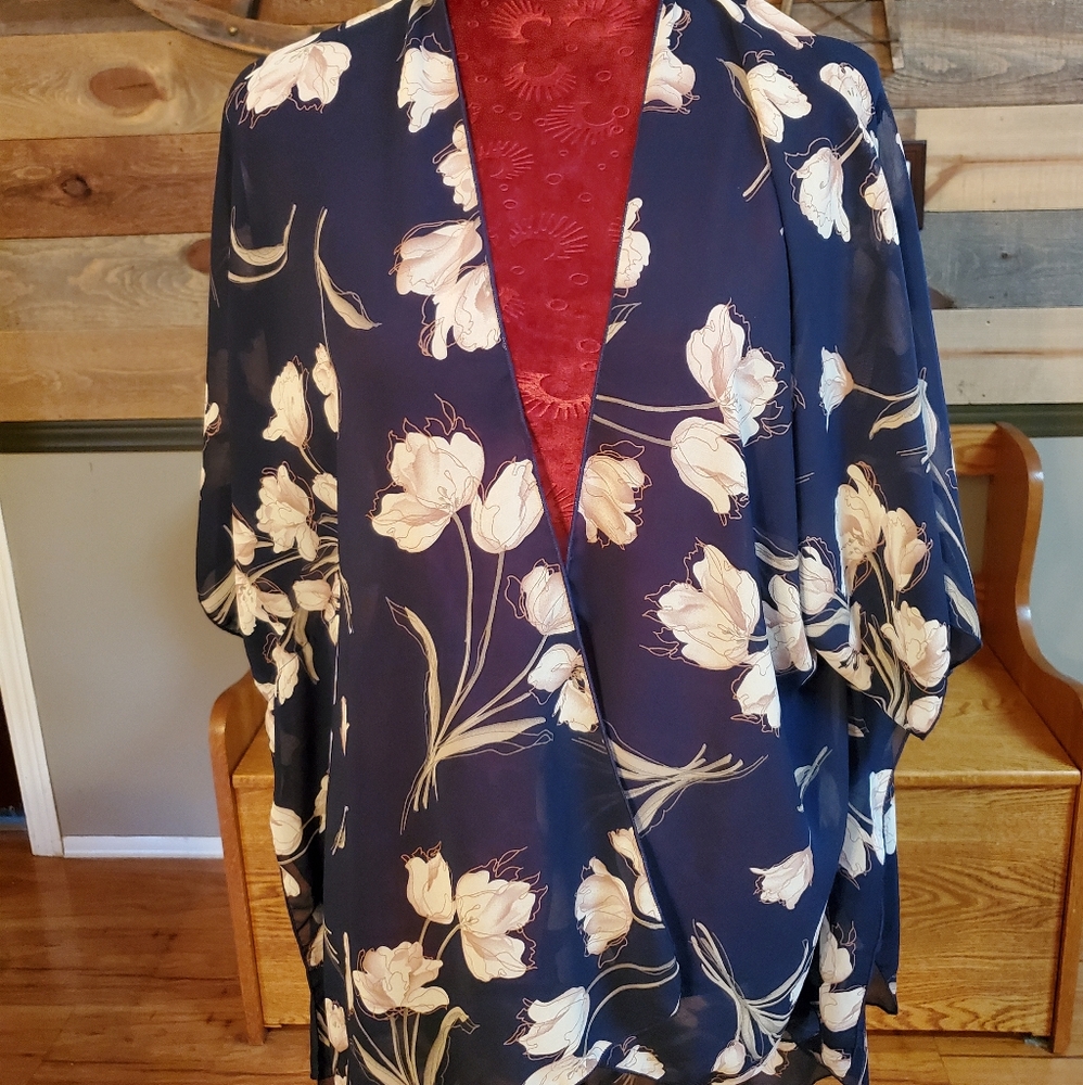 Minimi Navy Semi Sheer Floral Kimono